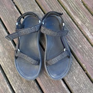 Teva Hurricane XLT